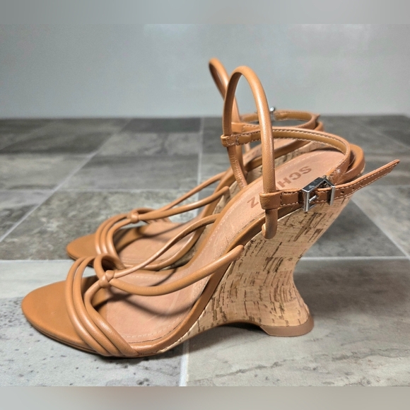 SCHUTZ DARYL NAPPA LEATHER CORK SCULPTURAL WEDGE SANDALS. - Picture 3 of 9